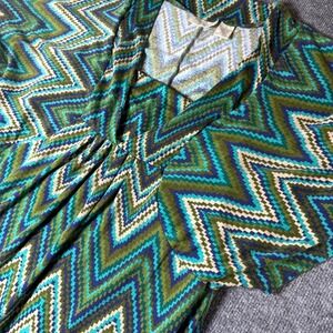 Allison Brittney Women Dress‎ Size L Geometric Print V Neck Short Sleeve